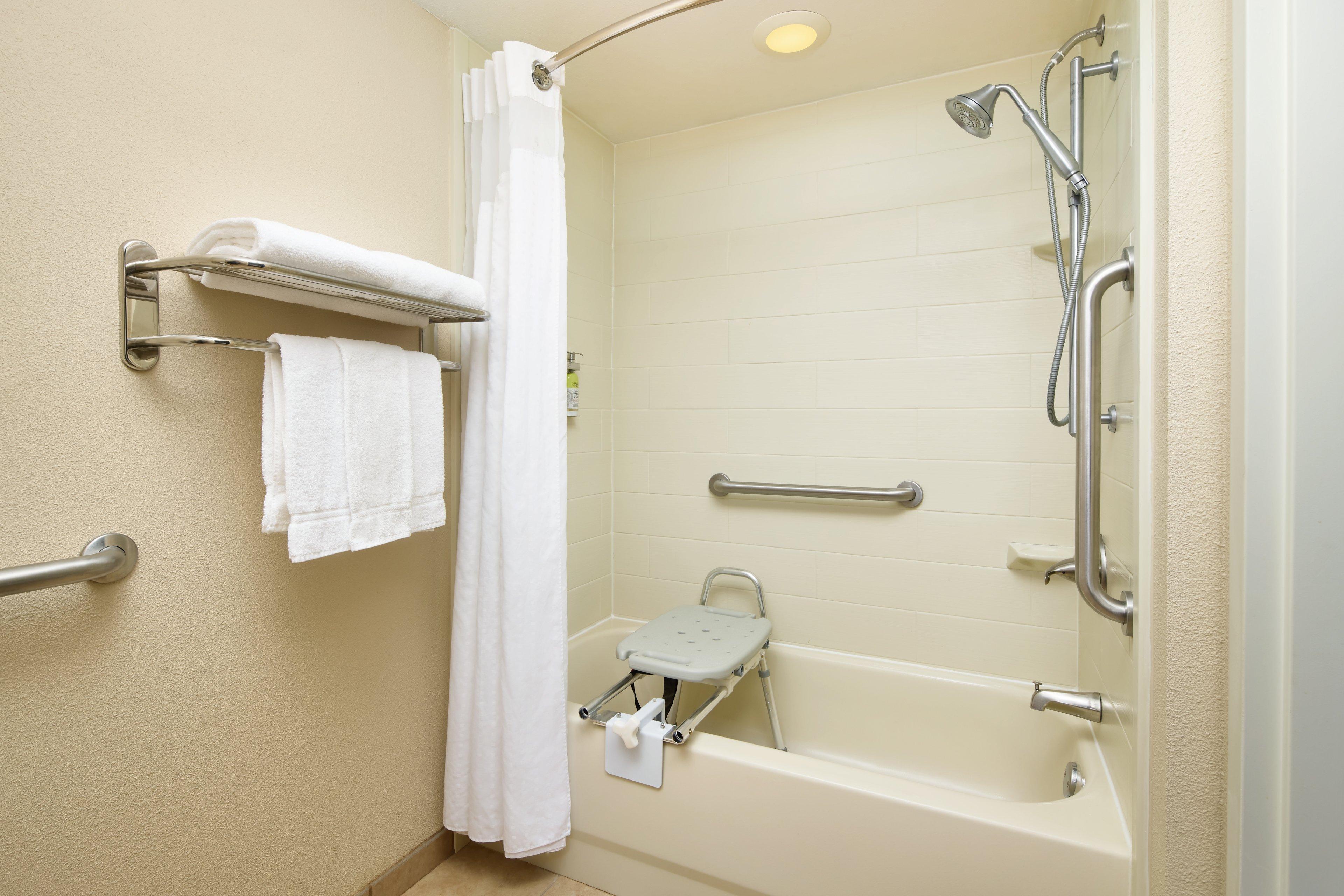 Holiday Inn Express & Suites Alpharetta By Ihg Exterior foto