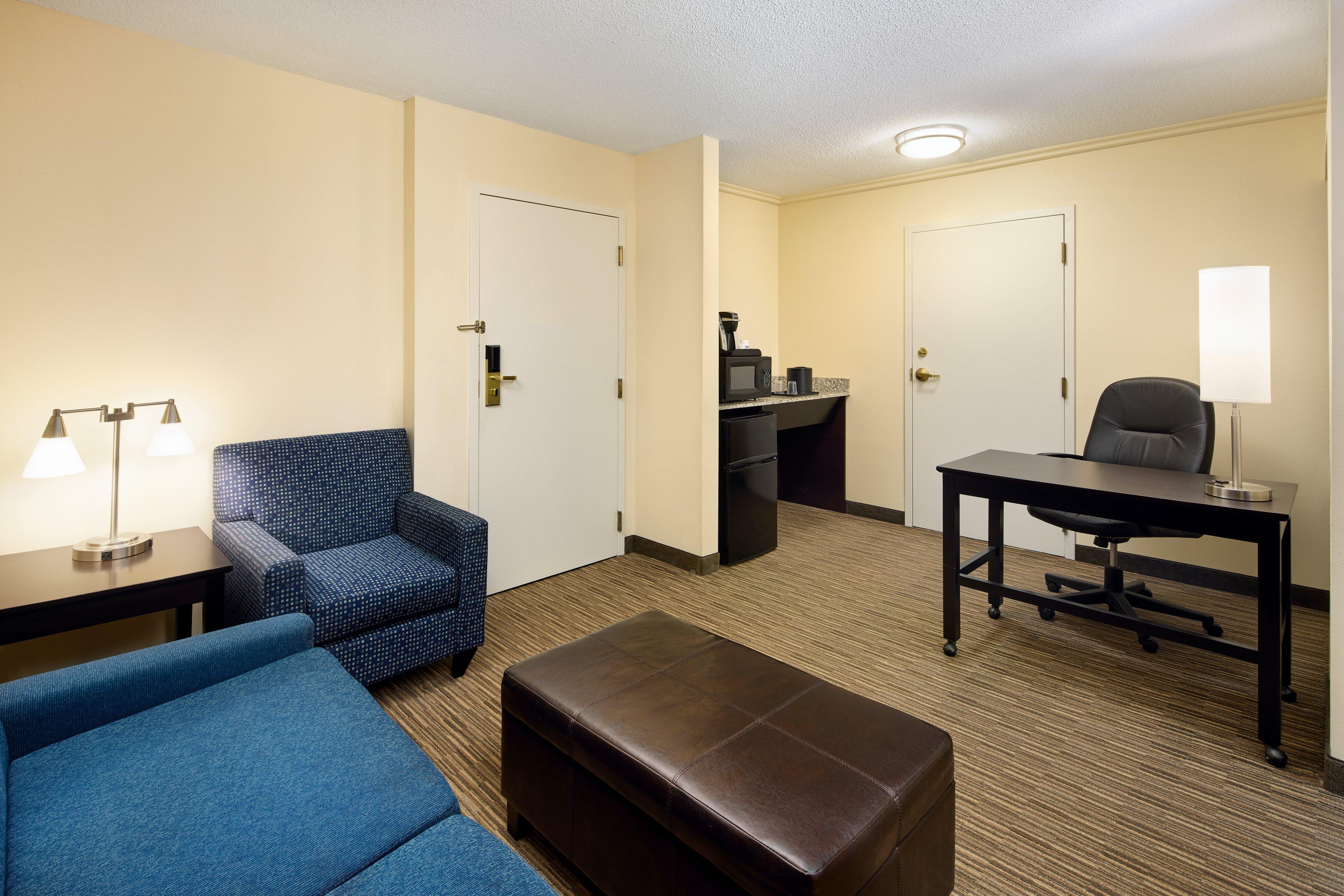 Holiday Inn Express & Suites Alpharetta By Ihg Exterior foto
