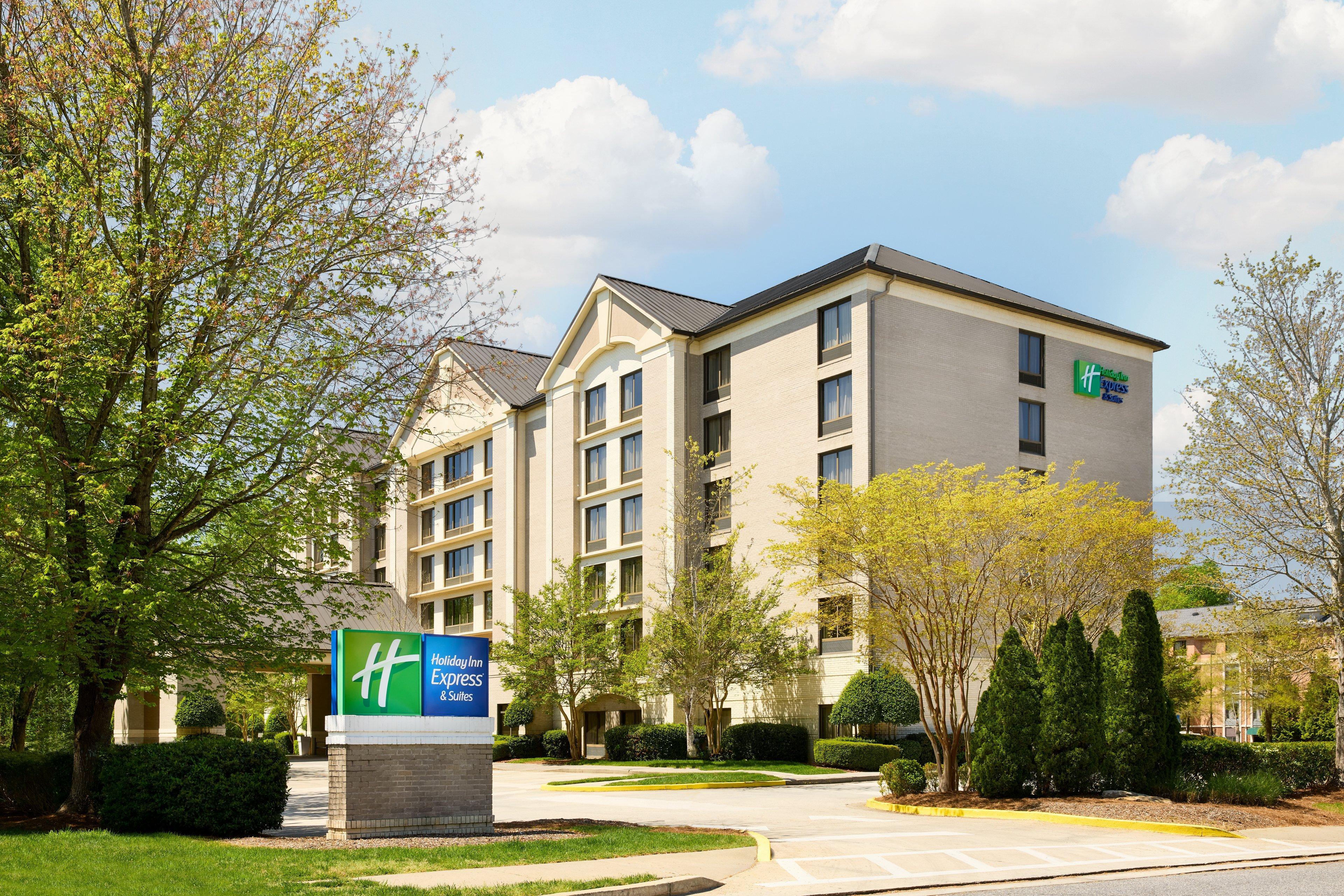 Holiday Inn Express & Suites Alpharetta By Ihg Exterior foto